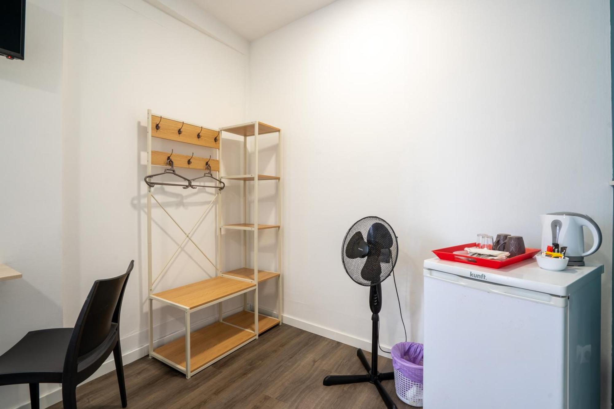 Double Room Private Bathroom