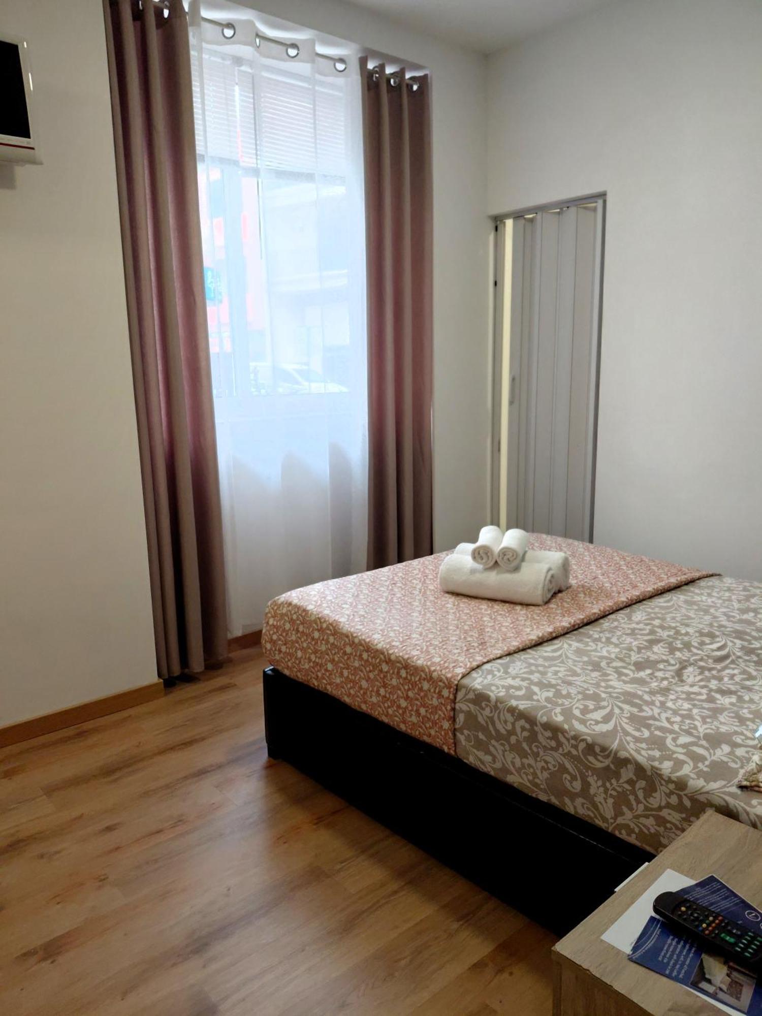 Double Room Private Bathroom