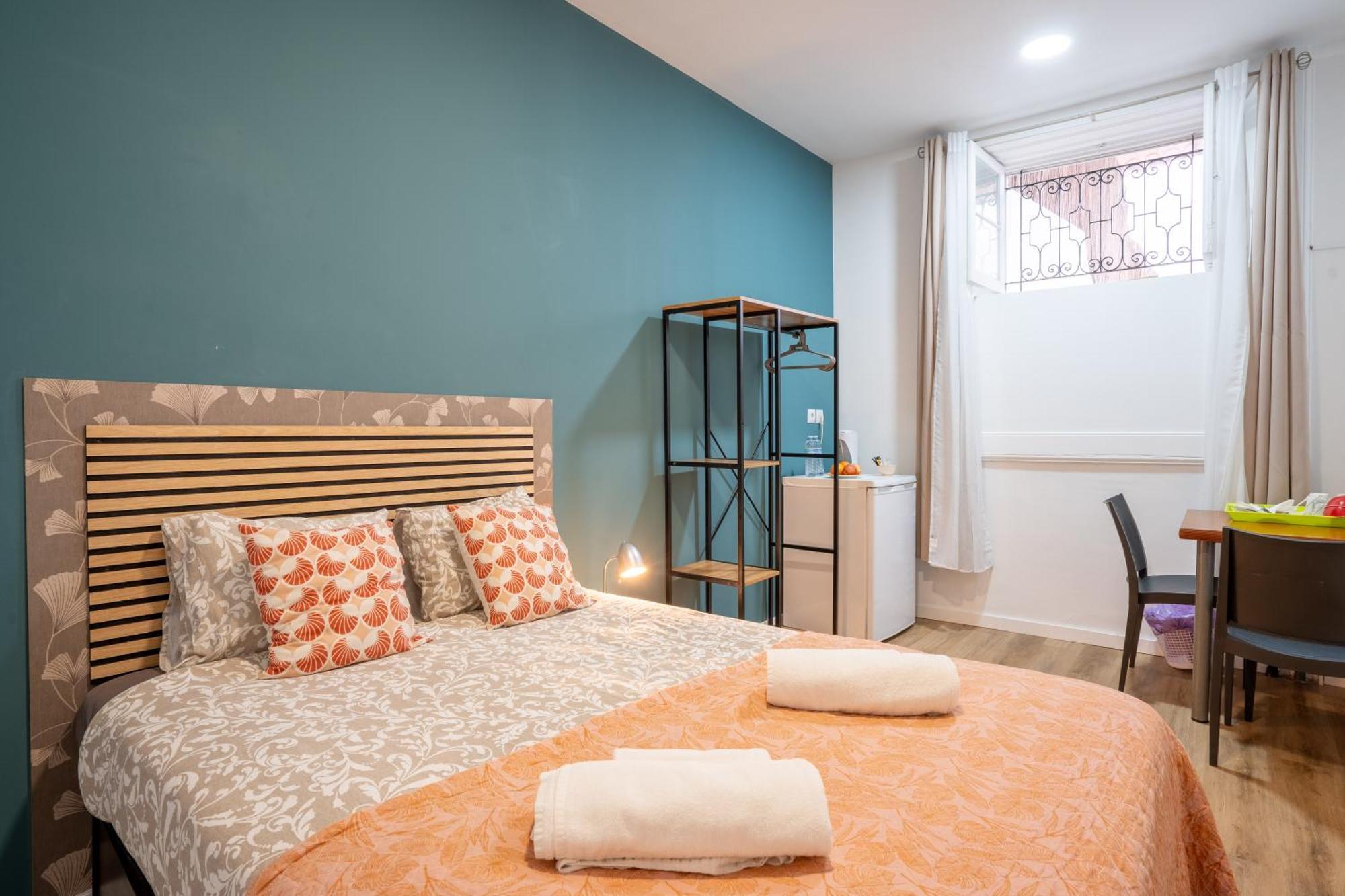 Double Room Private Bathroom