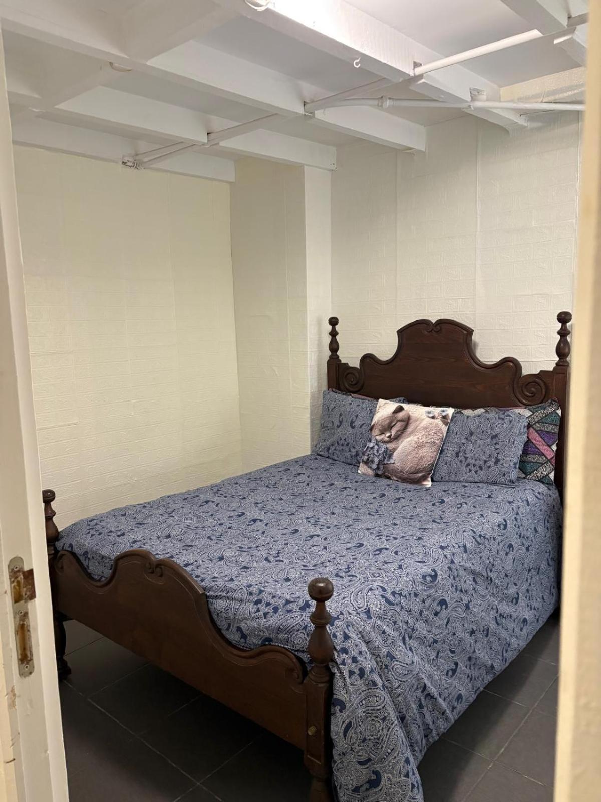 Double Room,1756569868:JPEG