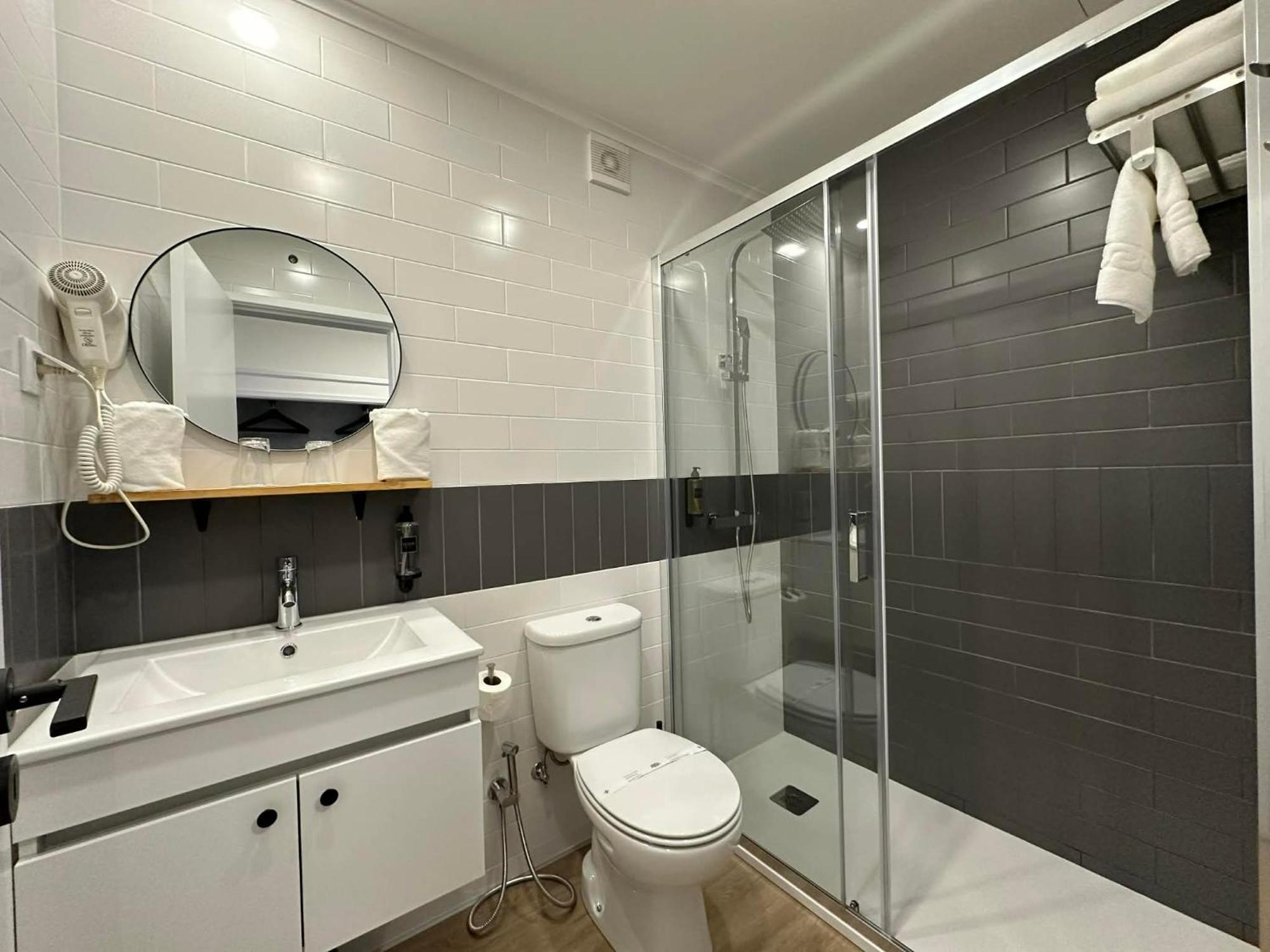 Quarto Twin com Varanda