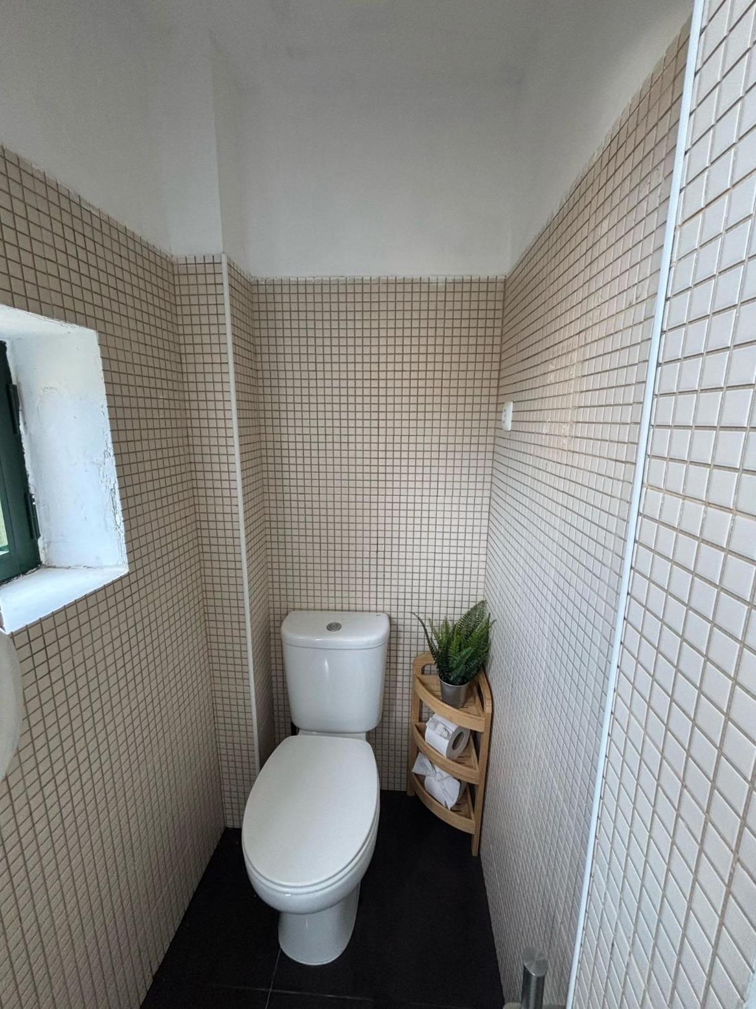 Quarto Duplo com Casa de Banho Privativa