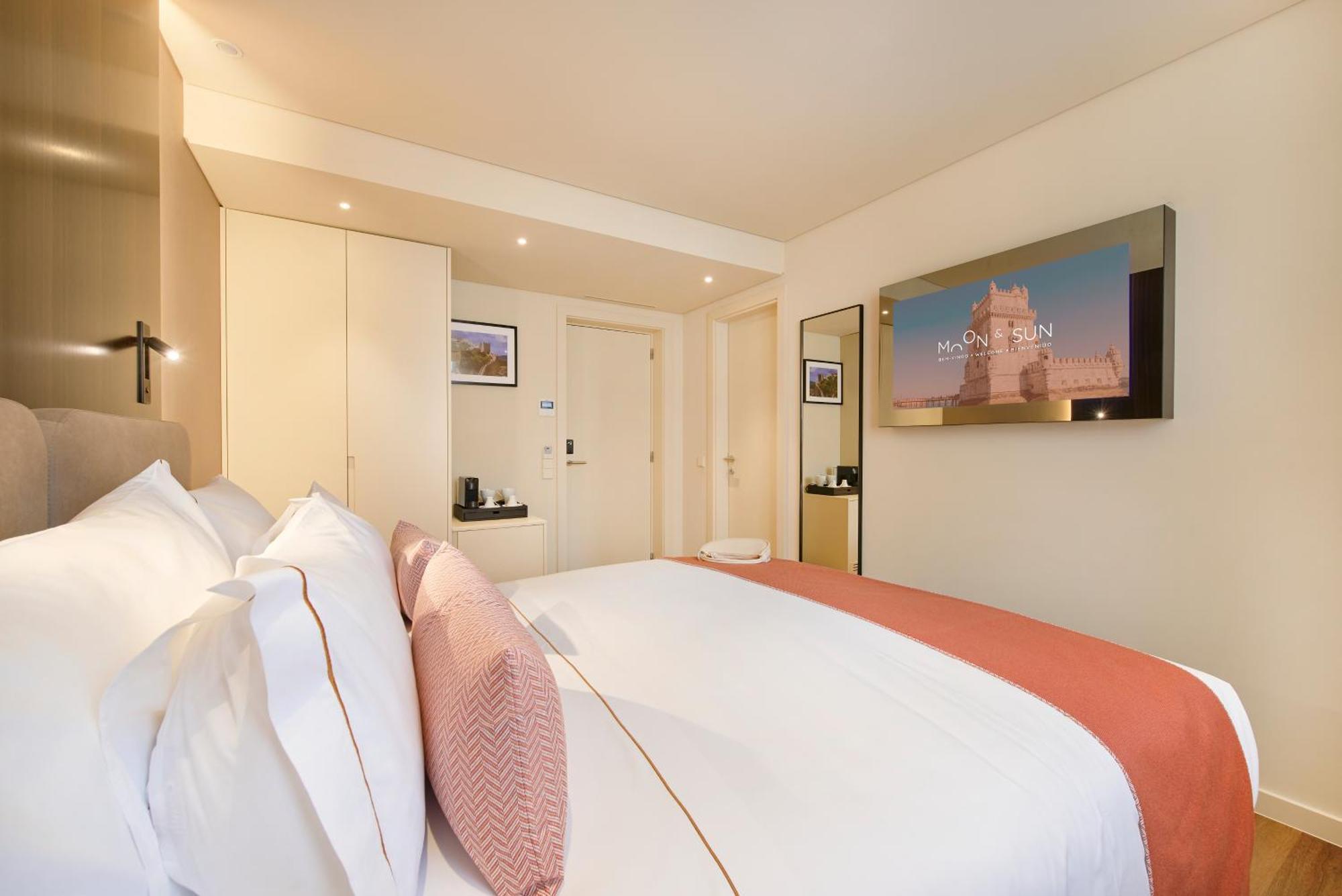 Double or Twin Room City View