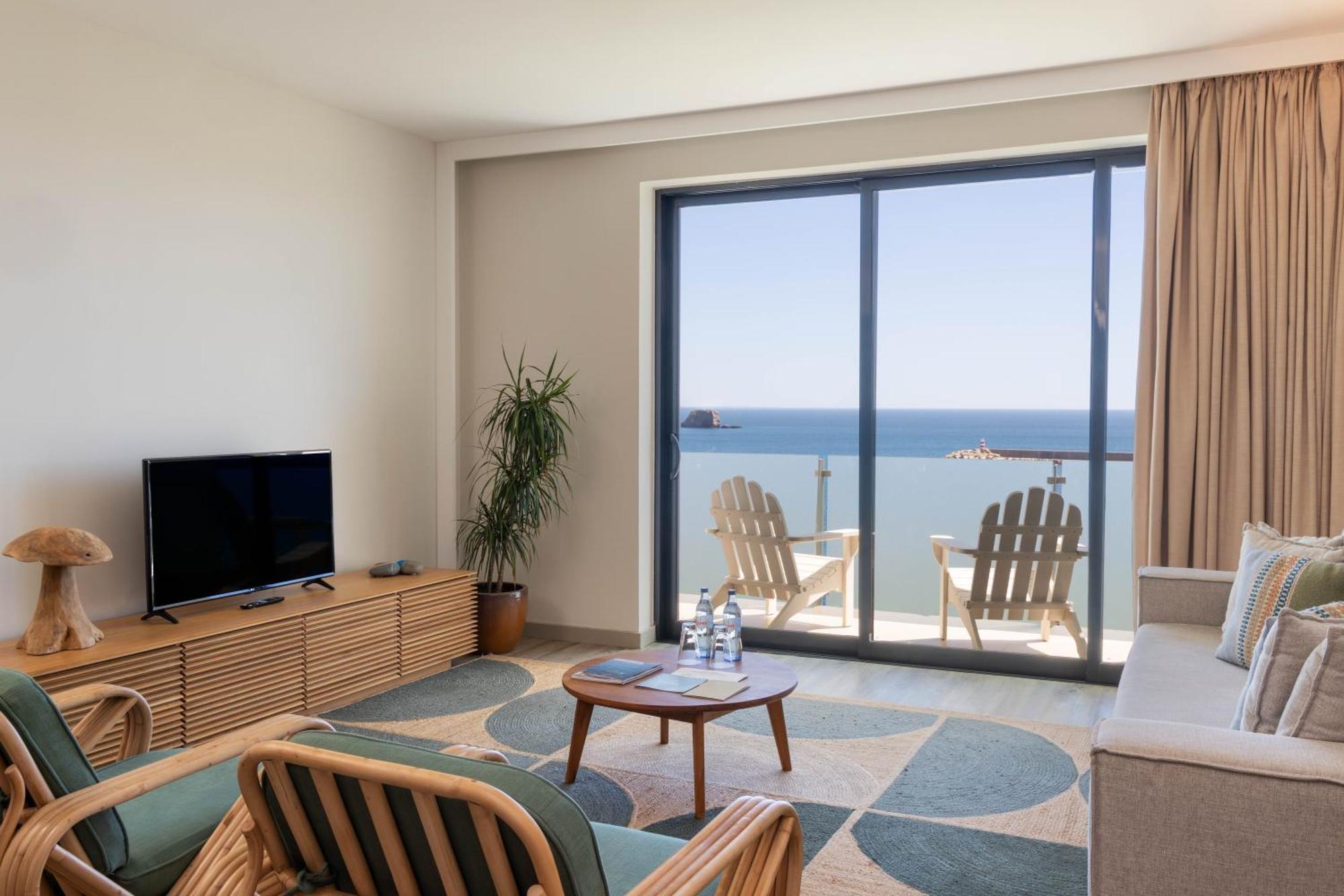Two-Bedroom Suite with Sea View