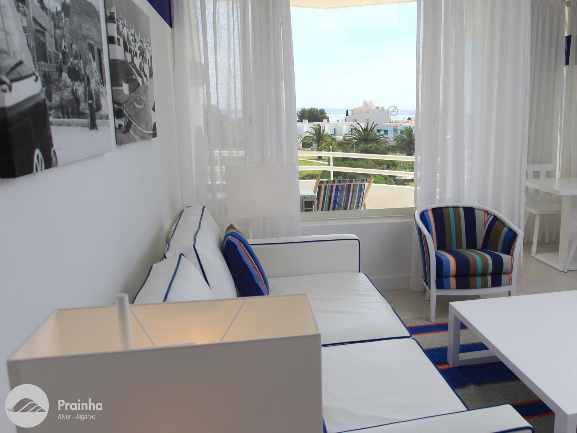 Apartamento com 1 Quarto e Vista Mar