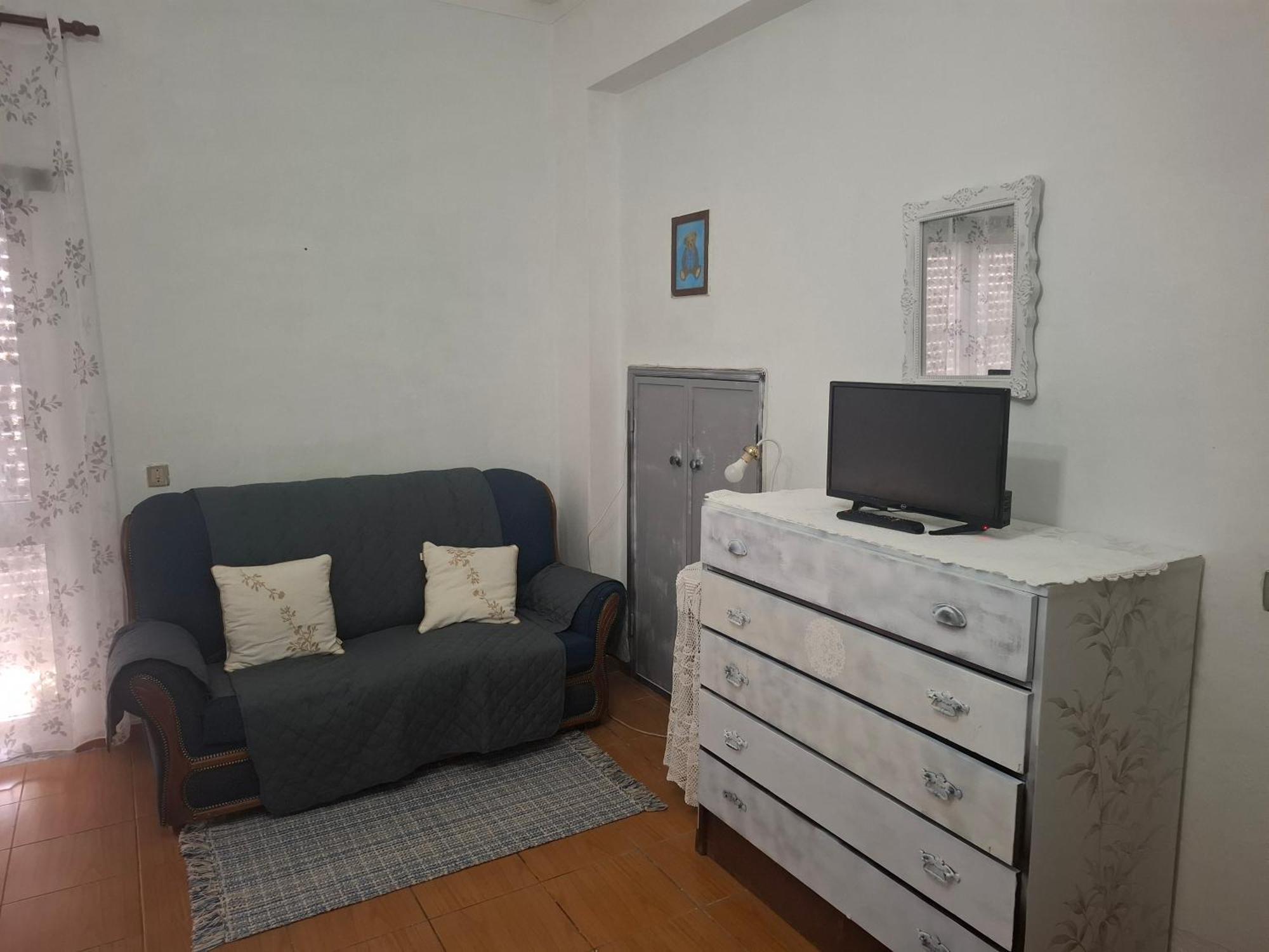 Economy Twin Room