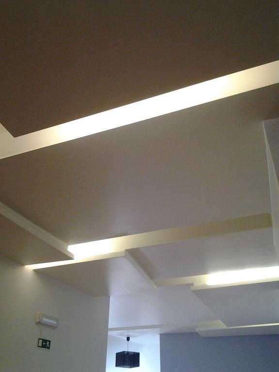Quarto com Cama de Casal ou 2 de Solteiro