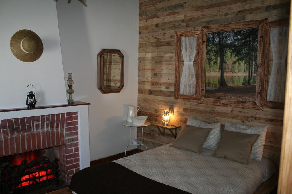Habitación Doble con vistas a la calle y chimenea