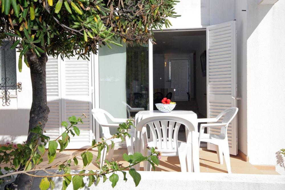Villa Deluxe de 2 Quartos com Vista da Piscina