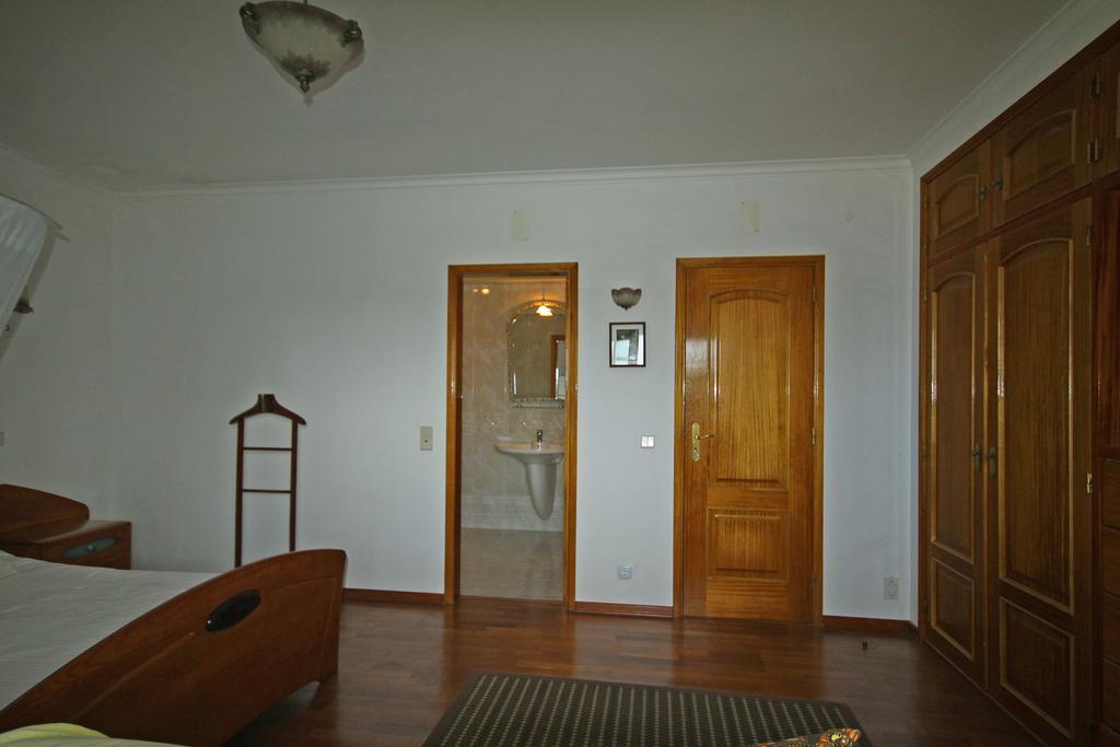 Quarto Quádruplo com Vista do Jardim
