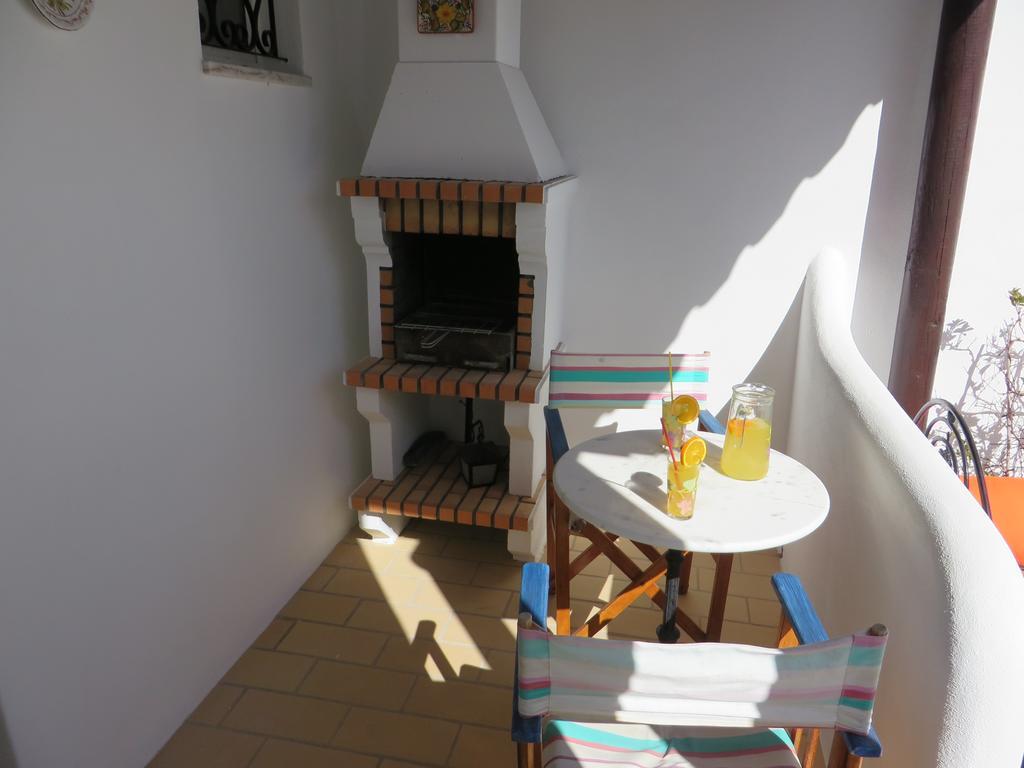 Studio,217820624:JPEG