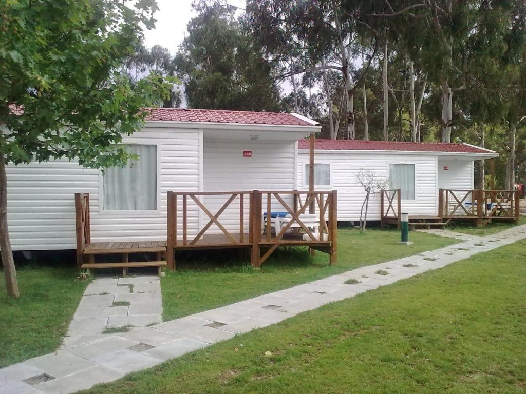 Mobile Home,22090752:JPEG