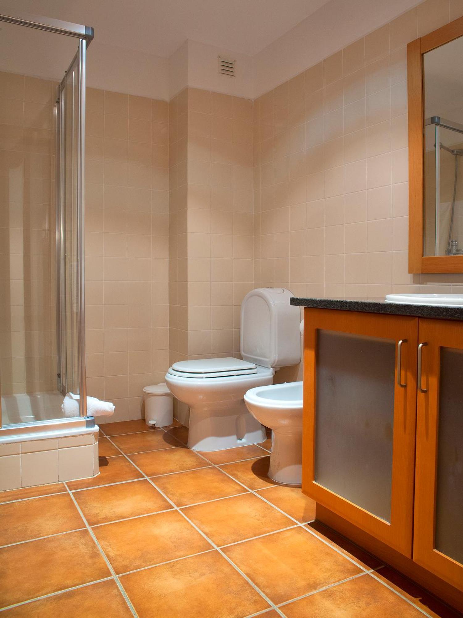 Two-Bedroom Apartment,703630135:JPEG