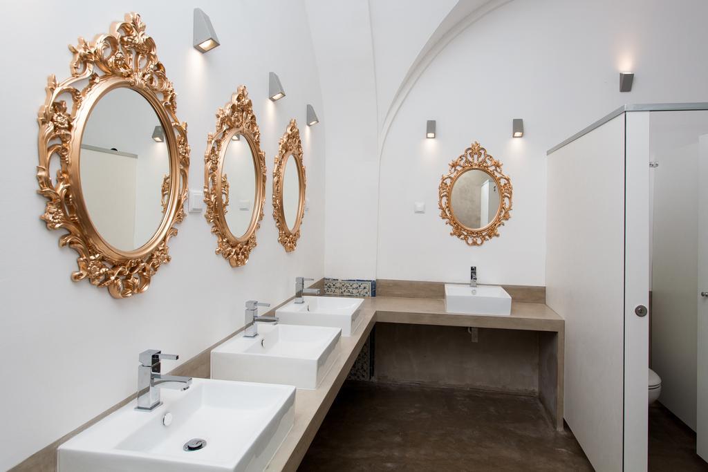 Zweibettzimmer mit Gemeinschaftsbad