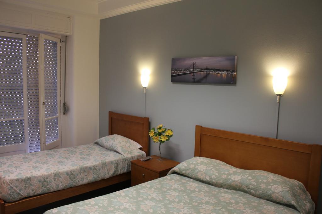 Triple Room (1 Double Bed + 1 Single Bed)