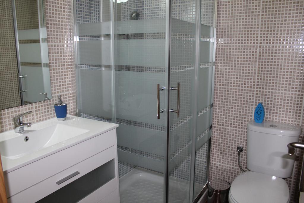 Double Room,382846408:JPEG