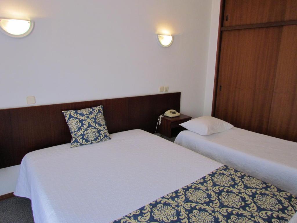 Chambre Familiale (2 Adultes + 1 Enfant)