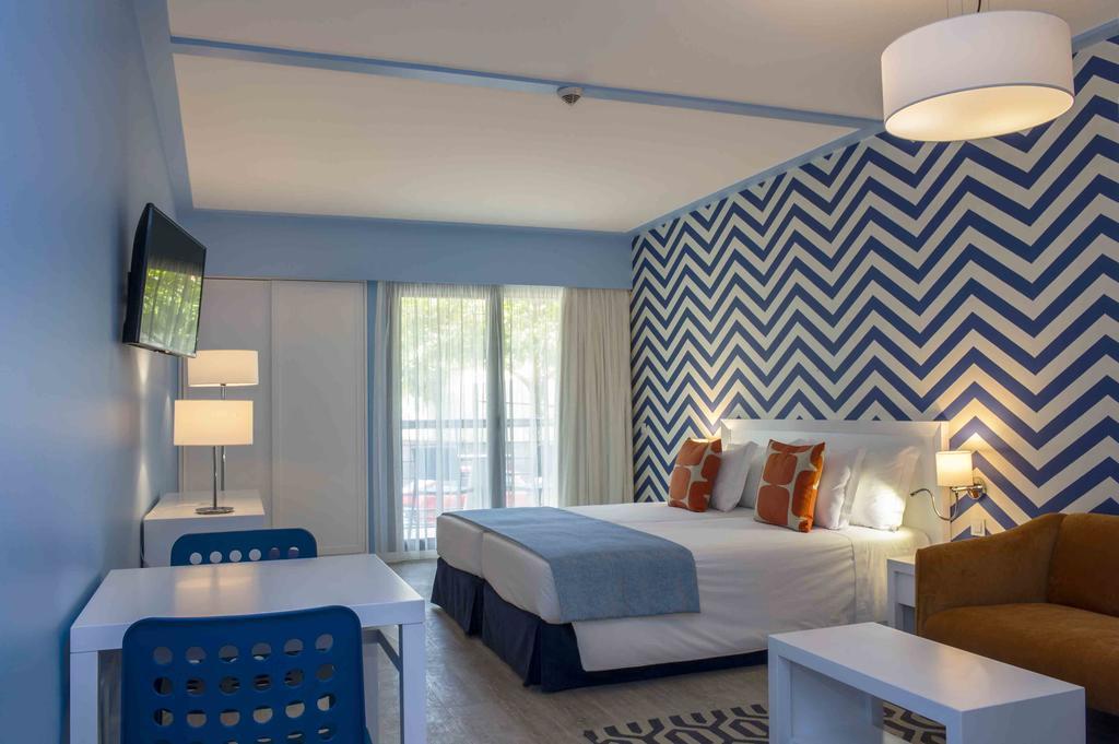 Junior Suite (3 Erwachsene) mit Balkon