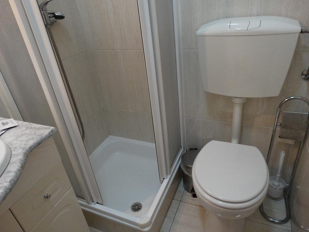 Double Room,386801872:JPEG