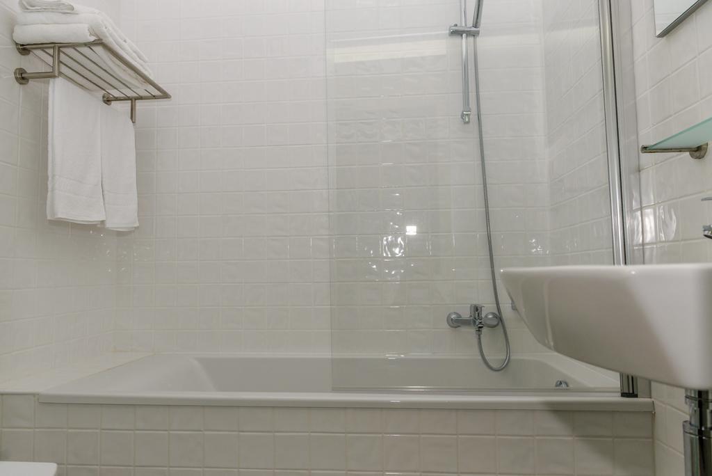 Doppelzimmer mit Flussblick