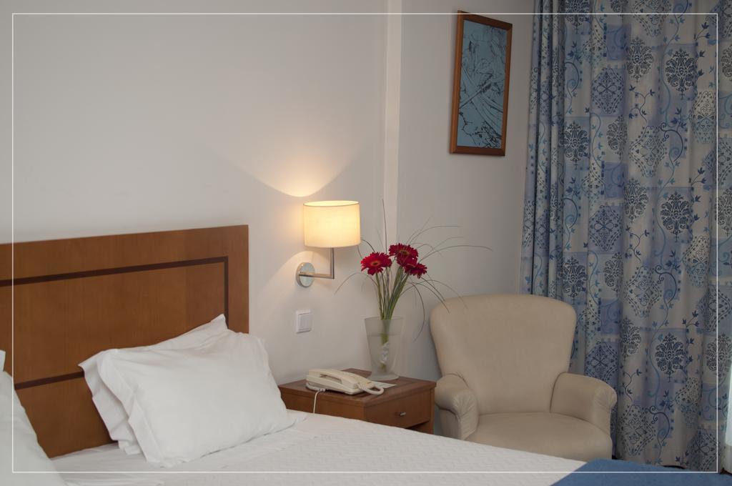 Quarto Duplo com Pacote Romântico
