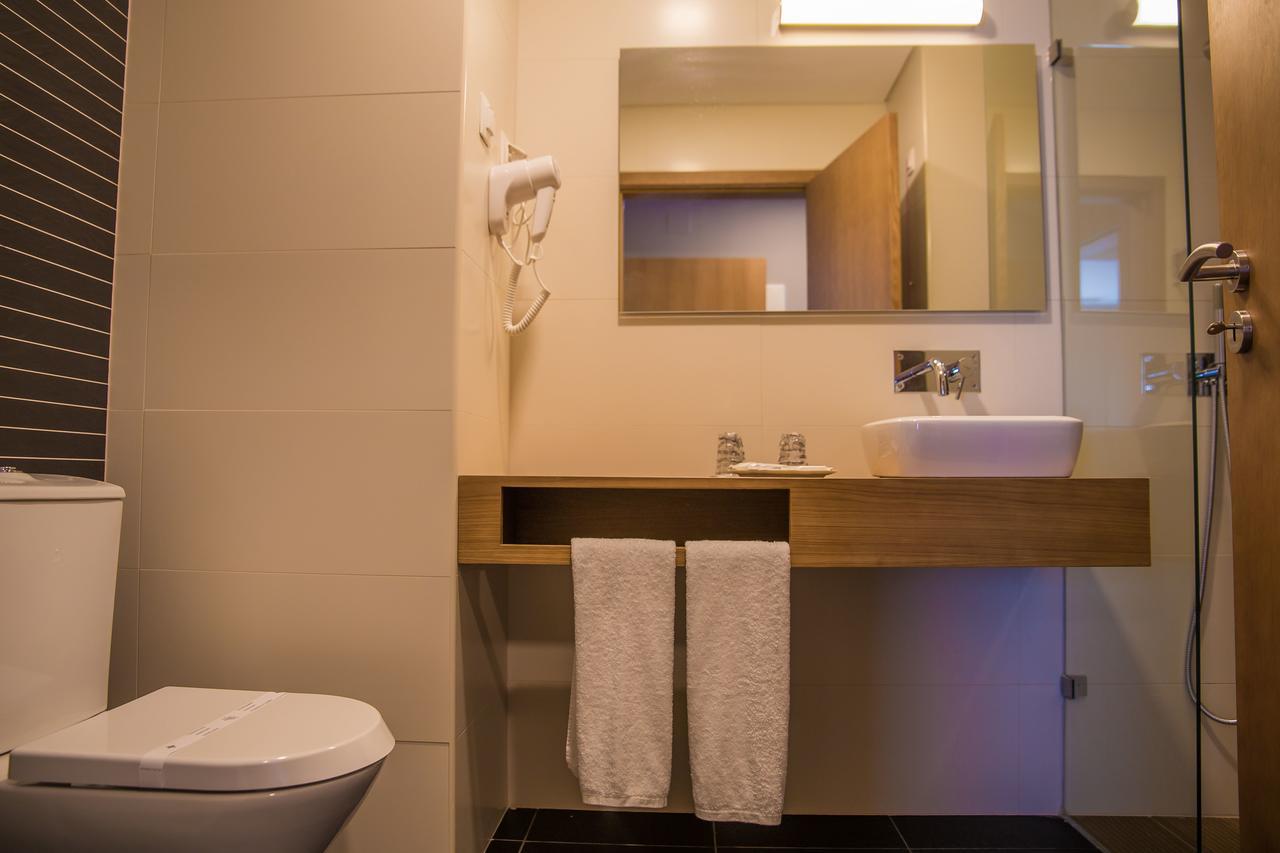 Quarto Duplo com Banheira de Hidromassagem