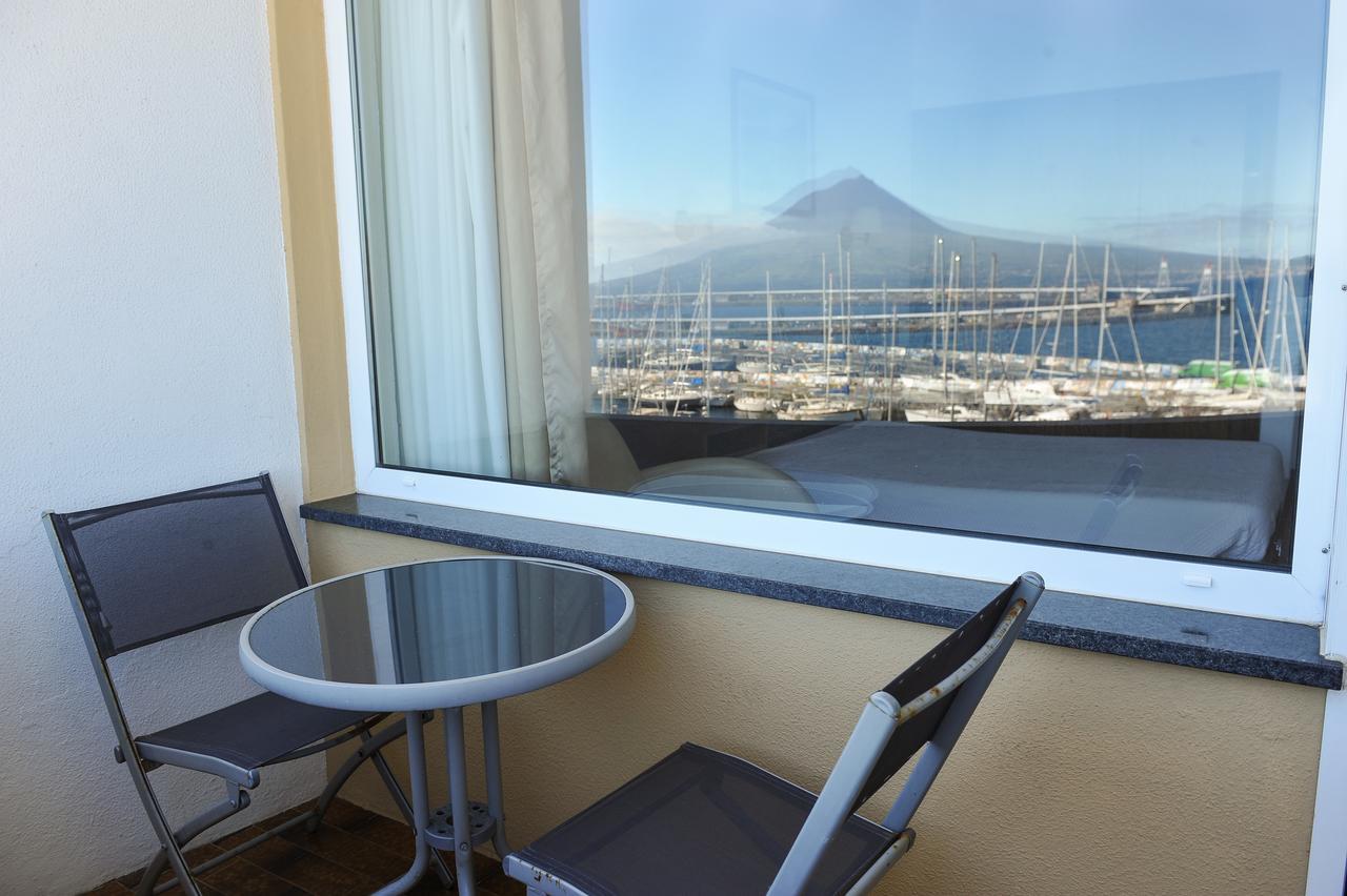 Quarto Duplo com Varanda e Vista Mar