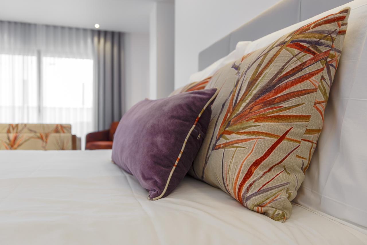 Suite com Varanda