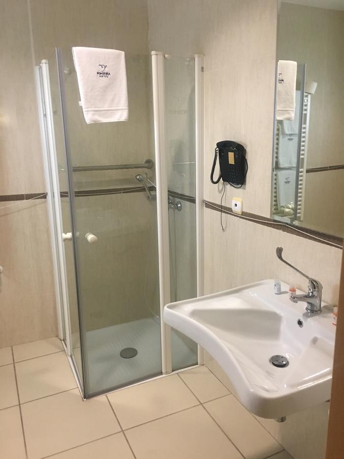 Habitación Triple adaptada para personas con movilidad reducida