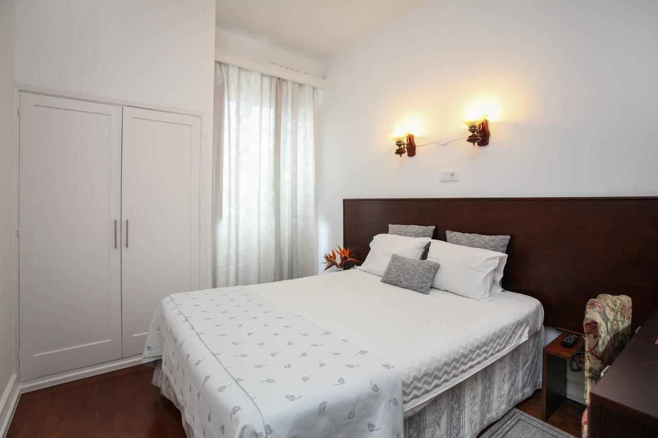 Quarto Duplo