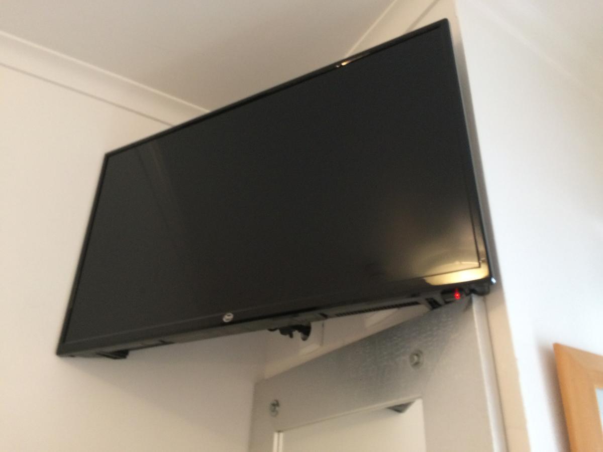 Single Room with Balcony,645622149:JPEG