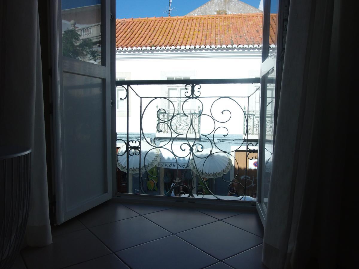 Quarto Twin Standard