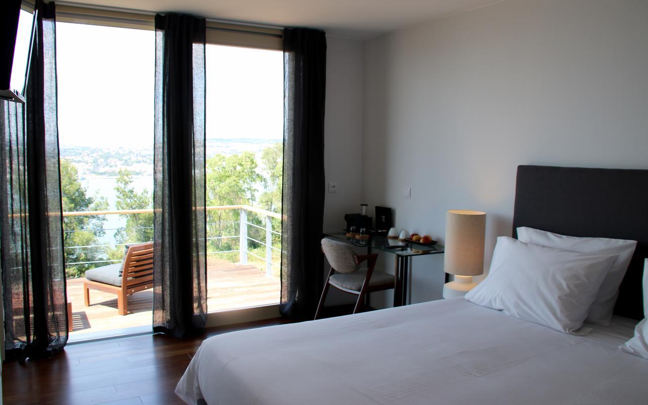 Chambre Double avec Balcon et Vue sur le Fleuve