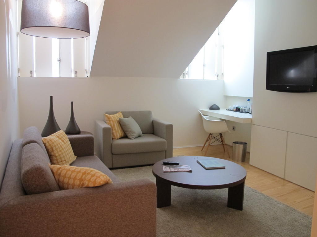 Suite,258151705:JPEG