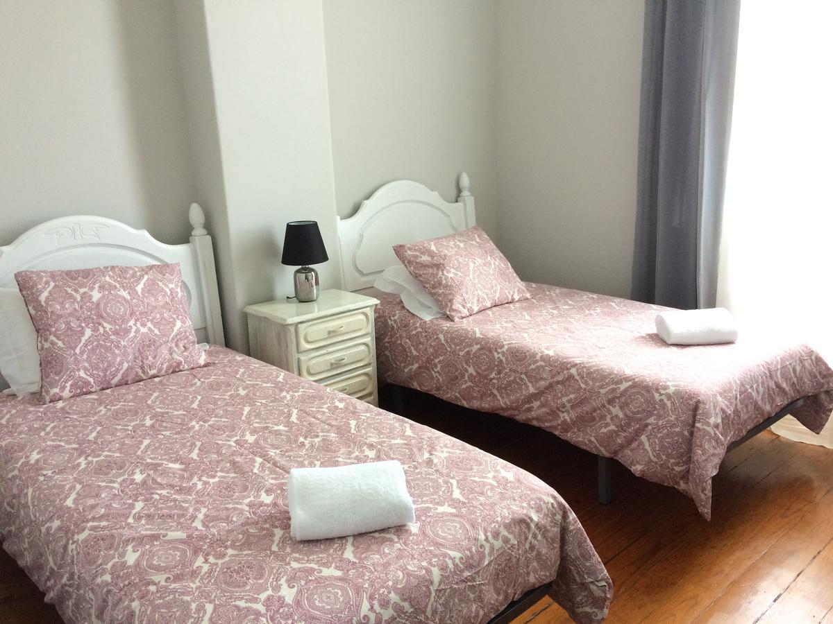 Quarto Twin Standard com Vista Jardim