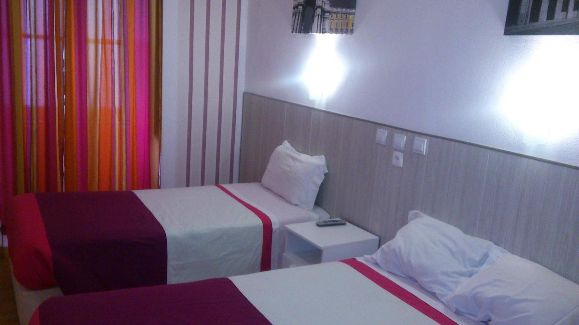 Triple Room,775764385:JPEG