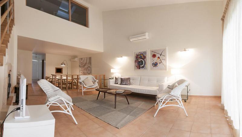 Three-Bedroom Villa,1351116181:JPEG