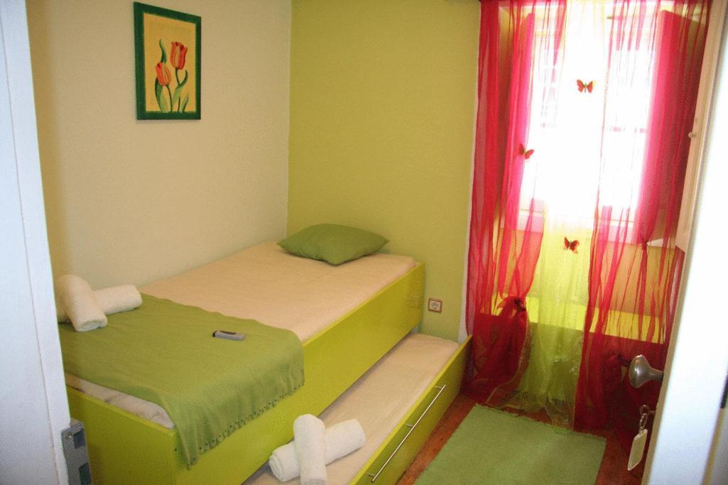 Quarto Duplo