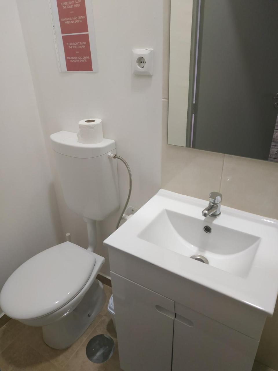 Quarto Duplo com Varanda e Vista Cidade