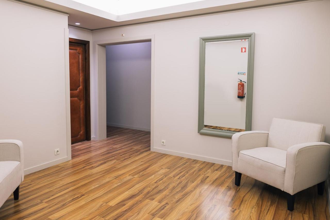 Quarto Família (2 Adultos + 2 Crianças)
