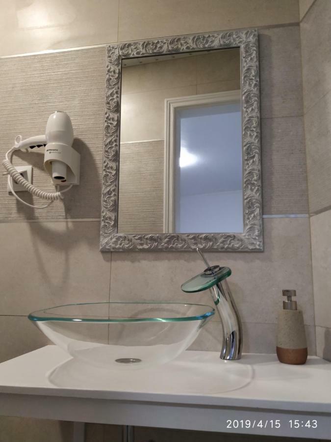 Twin Room with Private Bathroom,815983049:JPEG