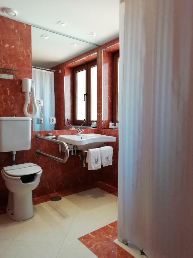 Quarto Twin - Acessível a Pessoas com Mobilidade Condicionada