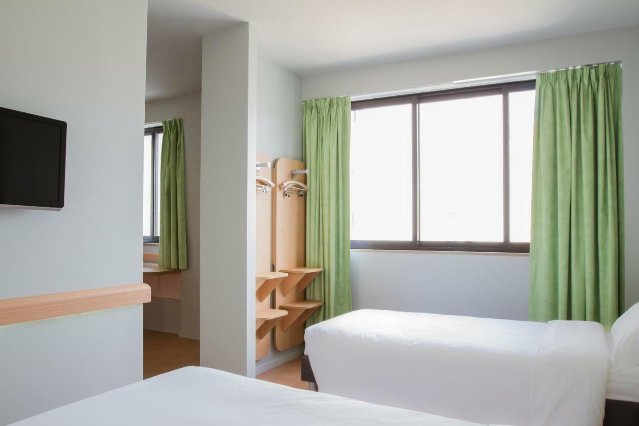 Quarto Standard com Cama Casal e Cama Solteiro