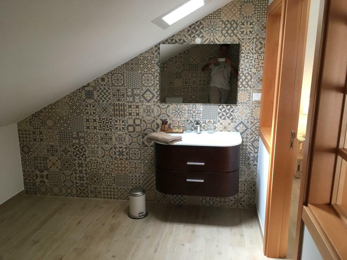 Quarto Triplo com Vista do Jardim