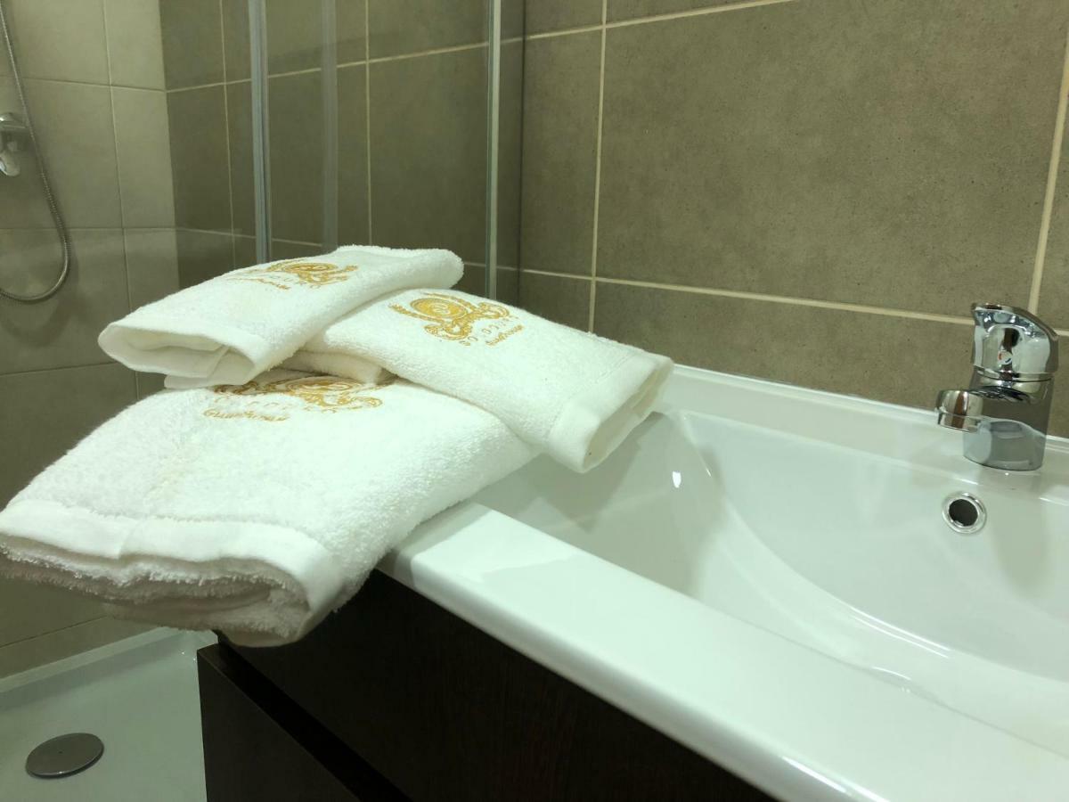 Double Room with Private Bathroom,854310827:JPEG