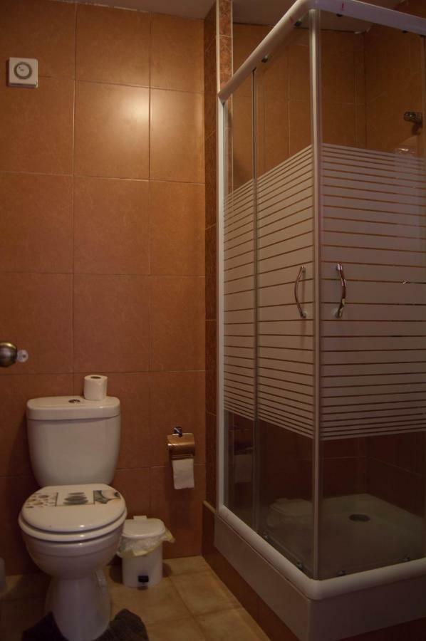 Deluxe Double Room with Shower,922248310:JPEG