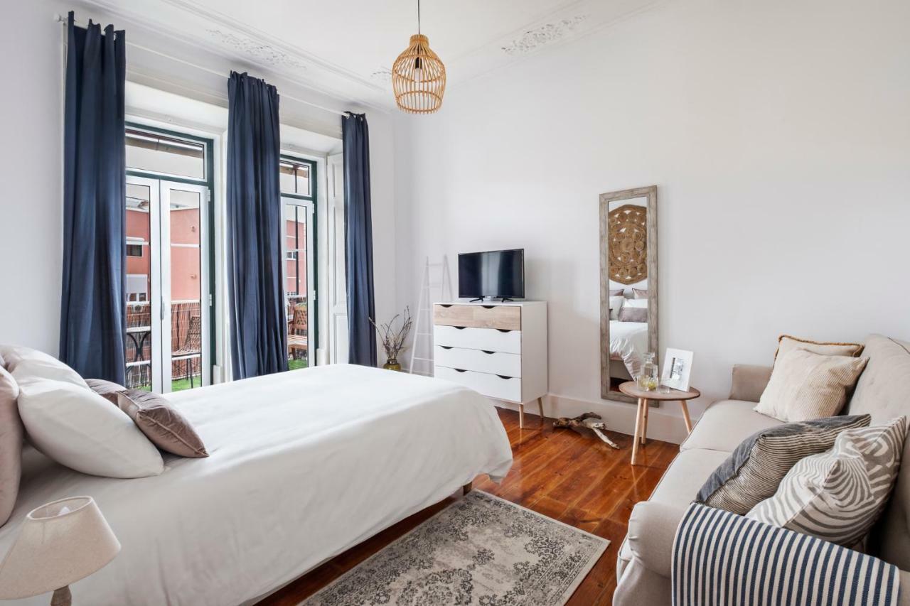 Double Room with Terrace Access,857880251:JPEG