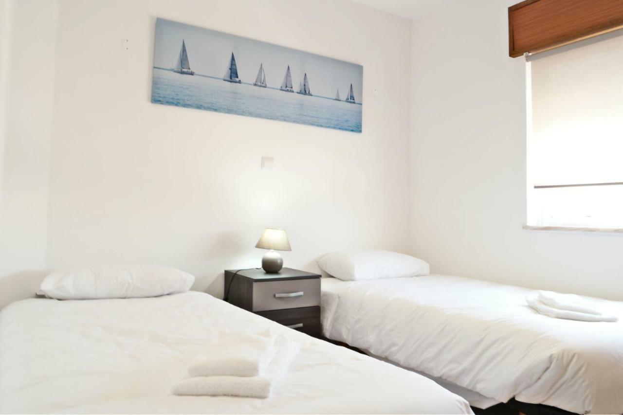 Tweepersoonskamer met 1 of 2 Bedden en Gedeelde Badkamer