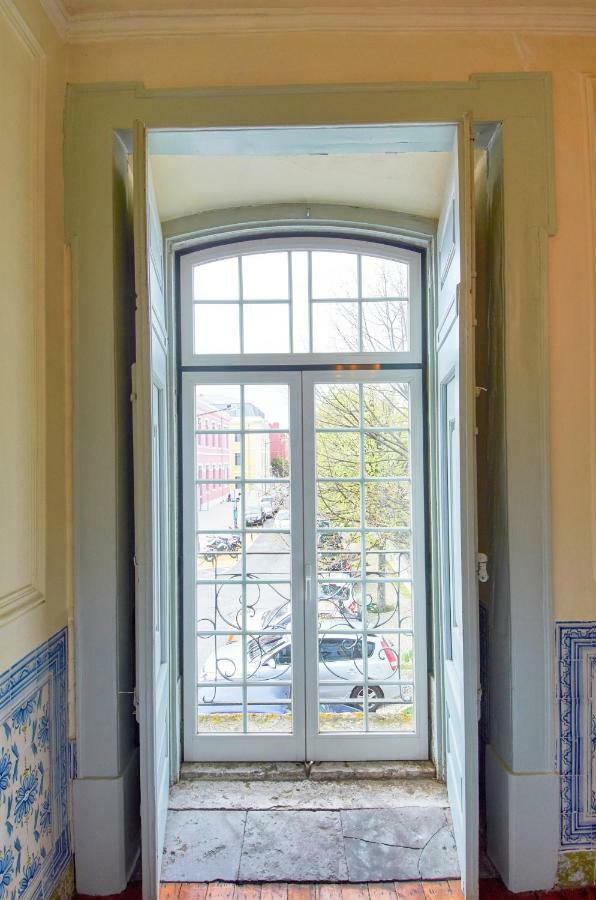 Quarto Deluxe com Cama de Casal ou 2 de Solteiro e Varanda