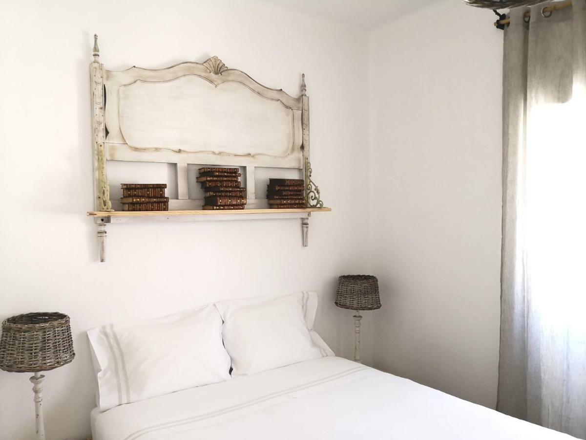 Double Room,879749735:JPEG